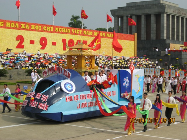 Xây dựng đội ngũ công chức đáp ứng yêu cầu đòi hỏi nhiệm vụ cách mạng giai đoạn mới